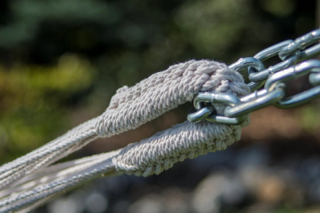 Hamac sur pied suspendu rayé en coton | Perino